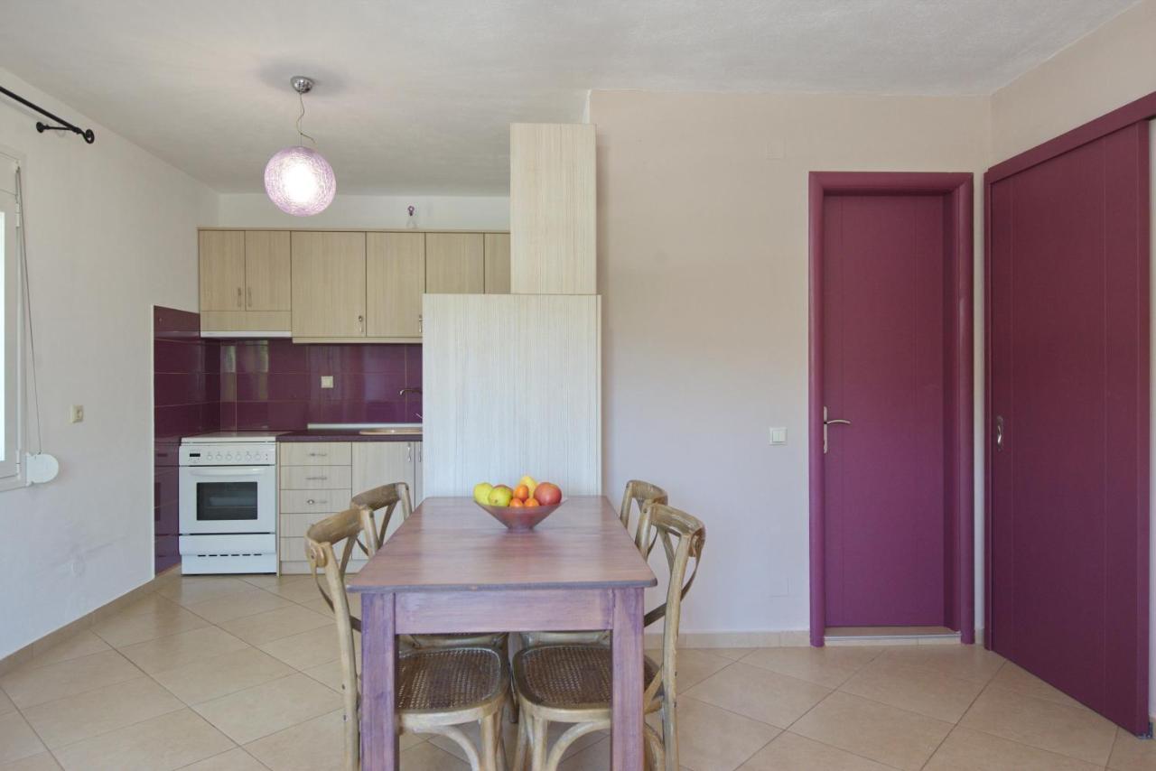 Myrtilo Cottage Votsi  Luaran gambar