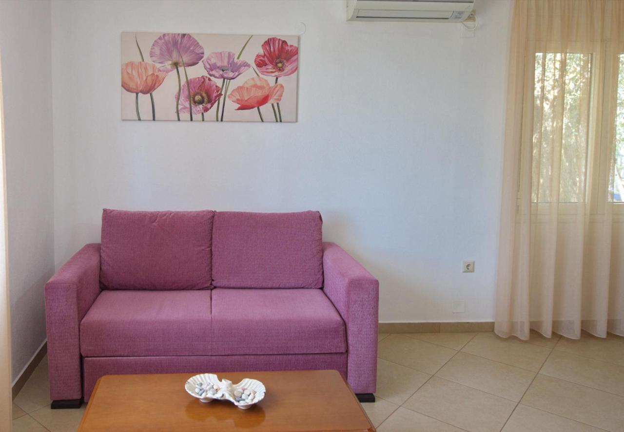 Myrtilo Cottage Votsi  Luaran gambar